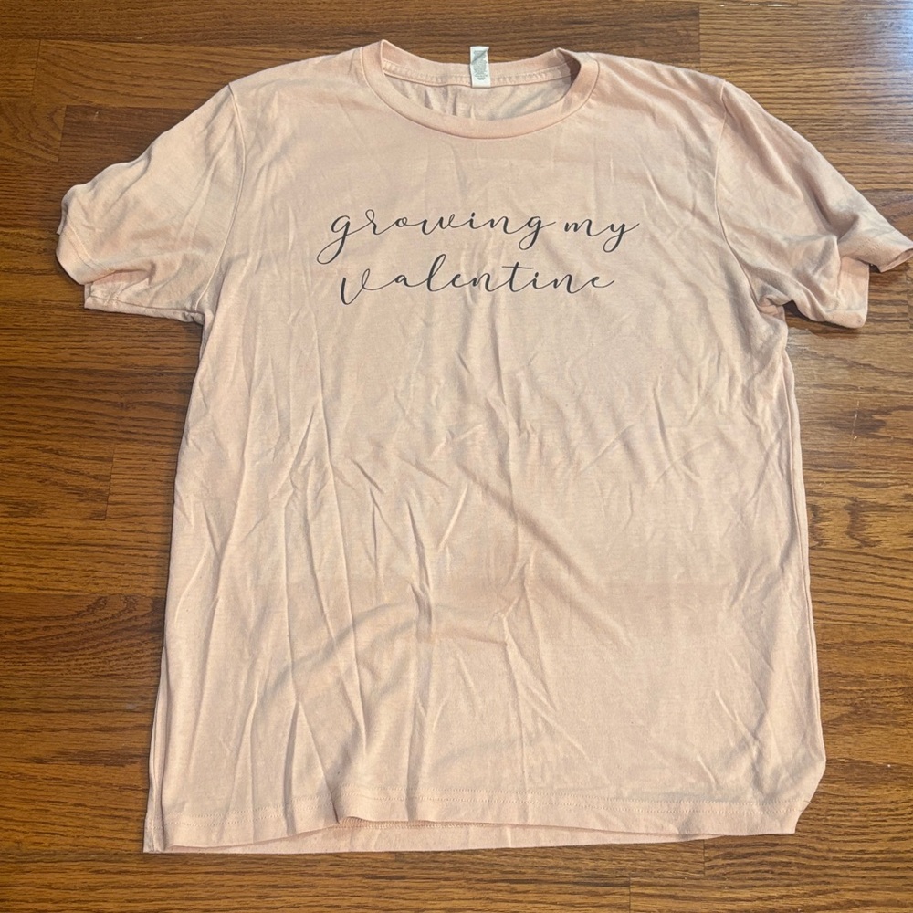 Valentine’s Day shirt for mom to be size medium “growing my valentine”